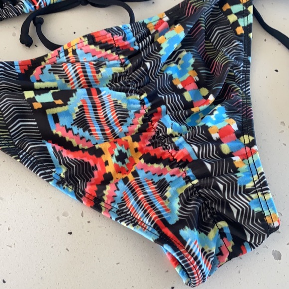 L*Space-Aztec Print Bikini - Picture 7 of 9